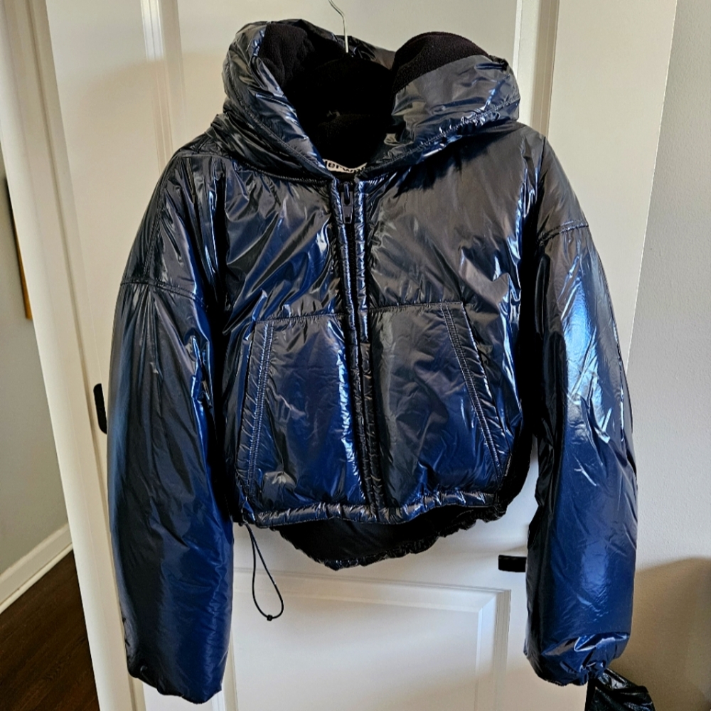 Alexander Wang cropped metallic puffer coat